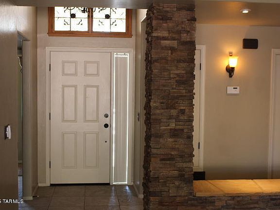 3rd image of 9502 N Crestone Dr