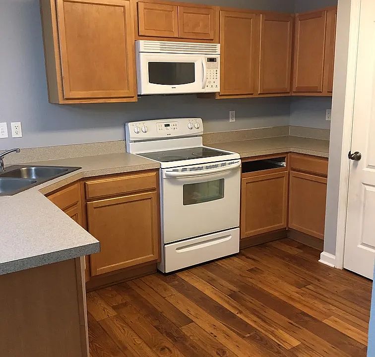 1st image of 4813 Playschool Dr