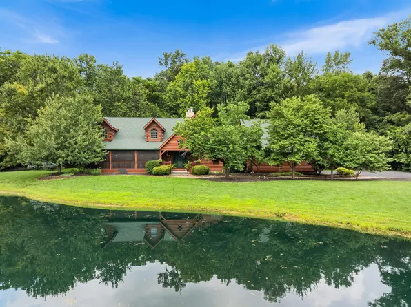 4040 Clark Shaw Rd, Powell, OH 43065