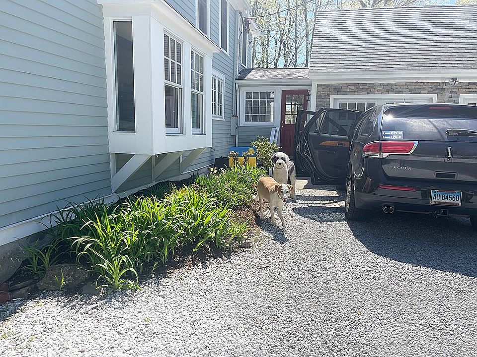 2nd image of 1 Academy Ln