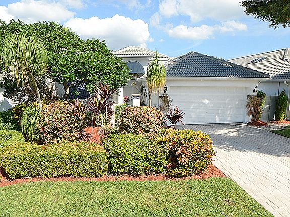 Home For Sale In Broken Sound Country Club