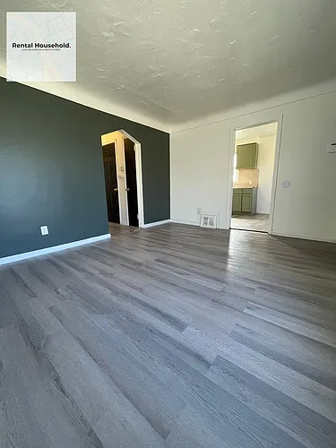 19372 Grandville Ave Photo 1