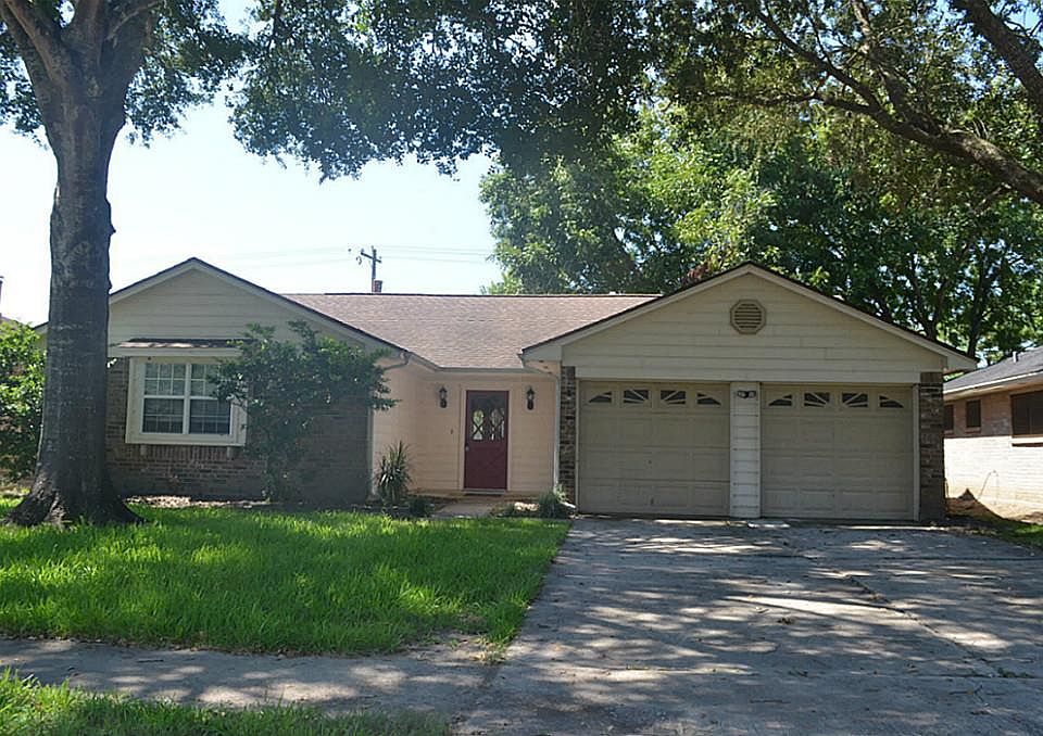 1st image of 315 Forest Hills Dr