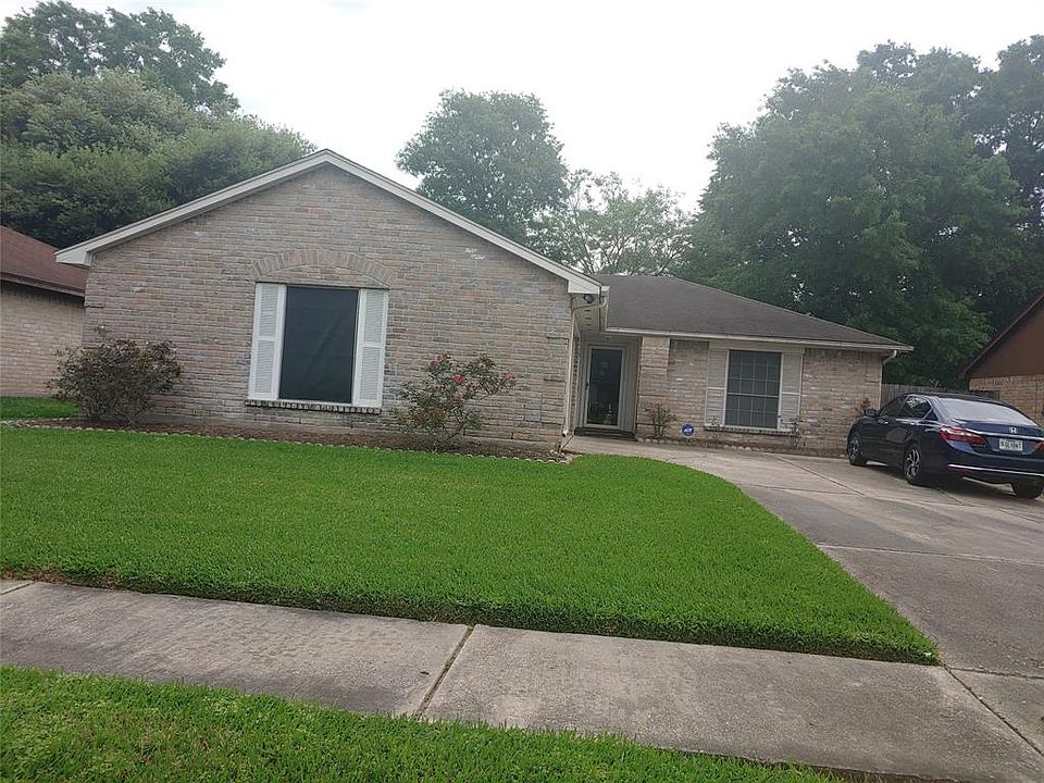 1st image of 7819 Birchbark Dr