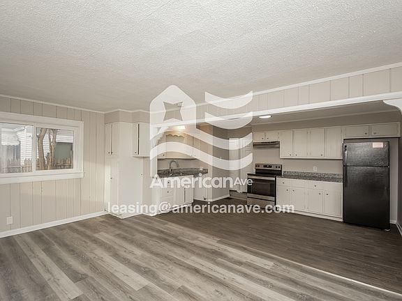 2-Living Room
