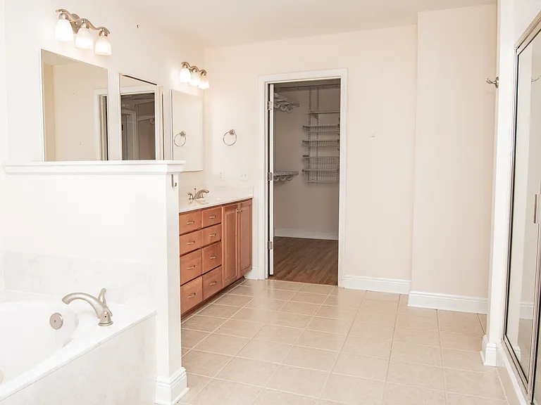 1777 Bridgeport Colony Ln — Photo 23