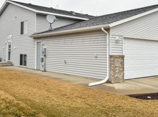 964 41st Ave W, West Fargo, ND 58078