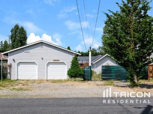 9824 F St E, Tacoma, WA 98445