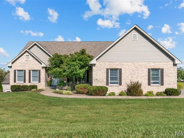 456 Cardinal Meadows Dr, Washington, MO 63090