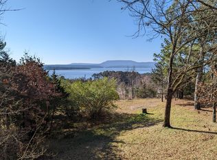 145 Lake Ridge Dr, Russellville, AR 72802