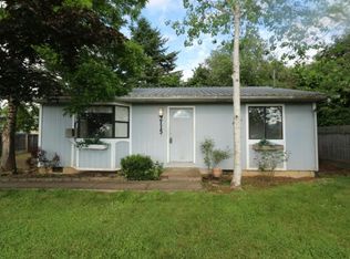 2115 S Bertelsen Rd, Eugene, OR 97405