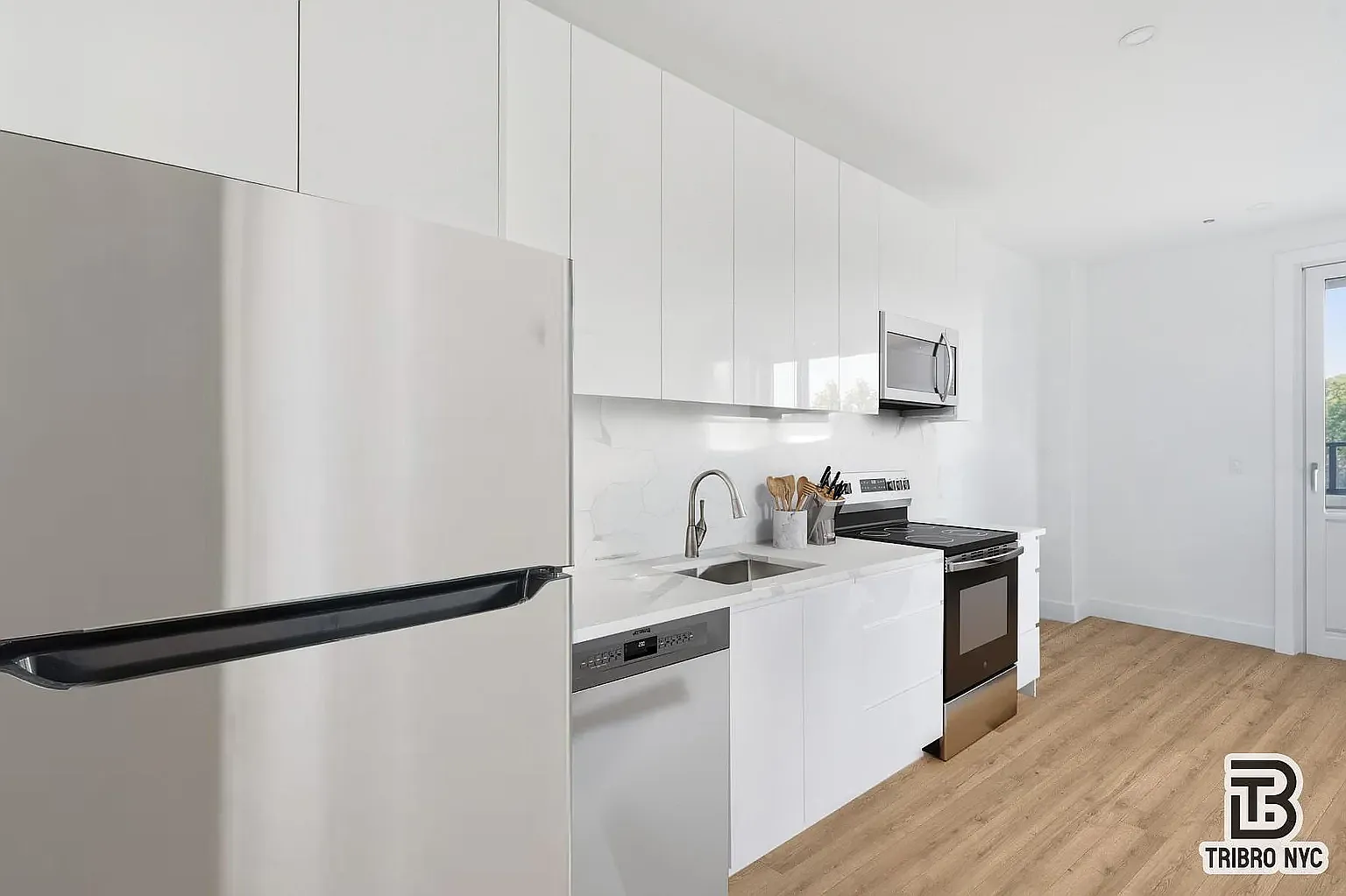 461 Lexington Avenue — Photo 4