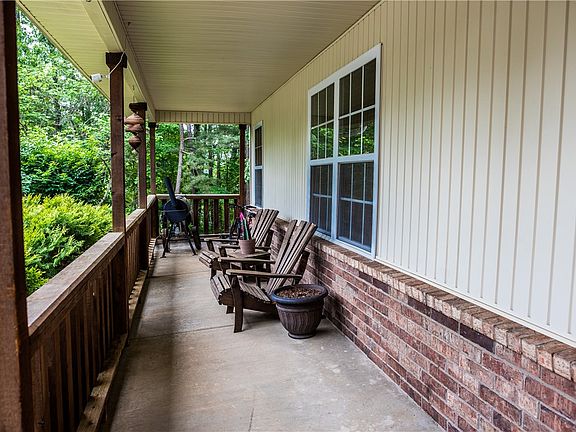 4th image of 4 Ellesmere Ln