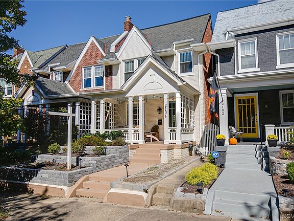 4th image of 2104 Maplewood Ave