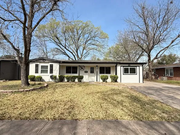 733 High School Ln, Seagoville, TX 75159