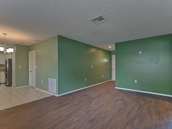 3rd image of 6249 109th Ave