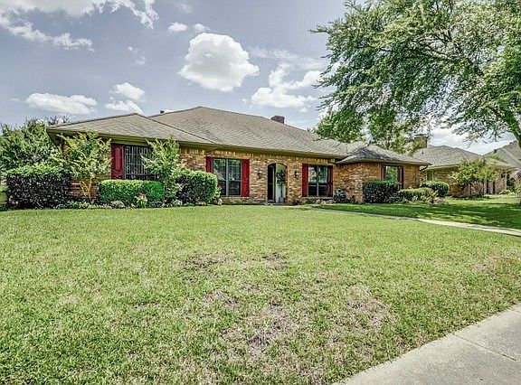 3rd image of 1432 Baffin Bay Dr