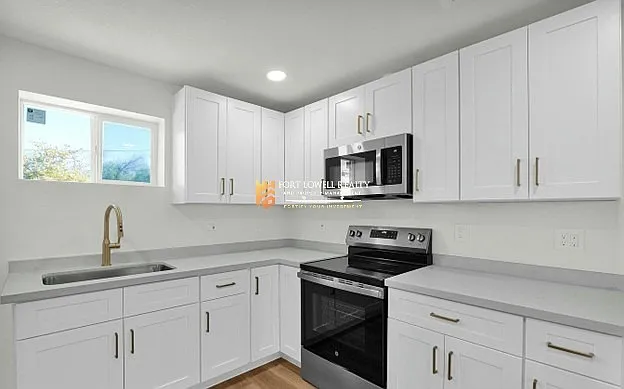 202 S 2nd St — Photo 13