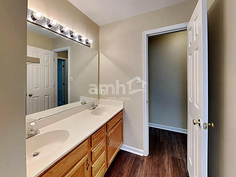 601 Shiretown Ln — Photo 15