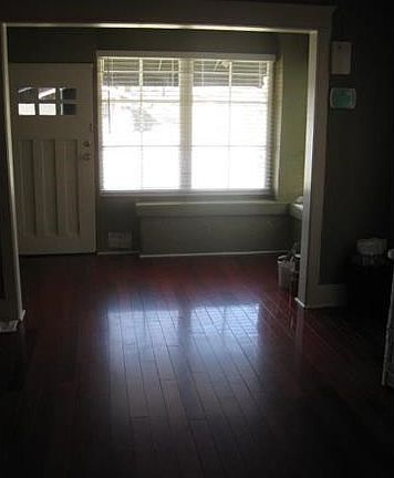 5th image of 556 E Alvarado St