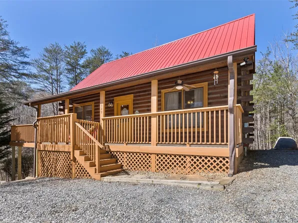 529 Raven Blvd, Lake Lure, NC 28746