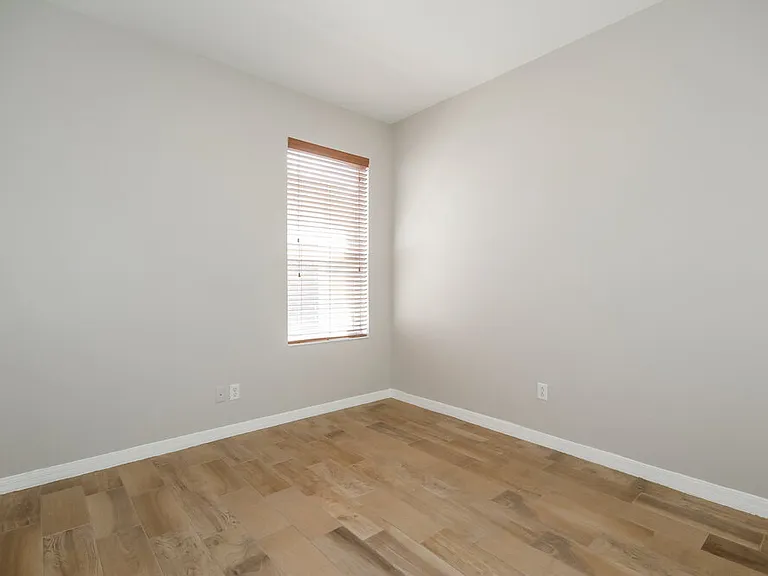 910 Larwood Pine Dr — Photo 13