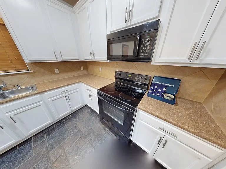 6705 Rosita Oak Dr — Photo 24