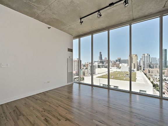 3rd image of 1720 S Michigan Ave APT 1601