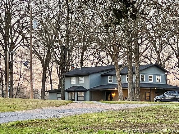 3rd image of 17902 E 688th Rd