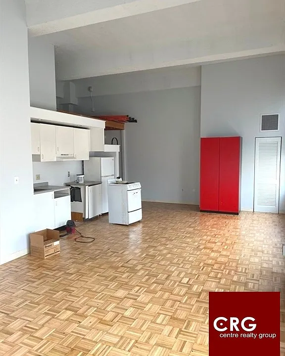 61 Brookline Ave #218