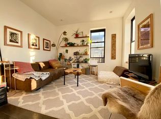 243 Jackson St APT 4R, Brooklyn, NY 11211