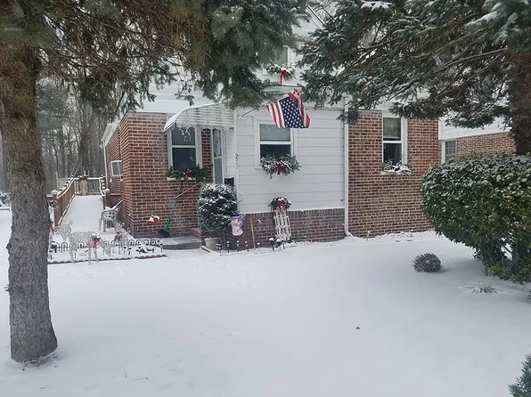 277 Dixie Dr, Carneys Pt, NJ 08069