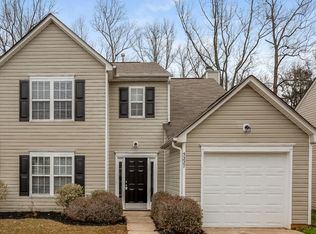 5227 Grass Ridge Dr, Charlotte, NC 28216
