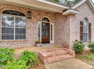 619 Hampshire Dr, Brandon, MS 39047