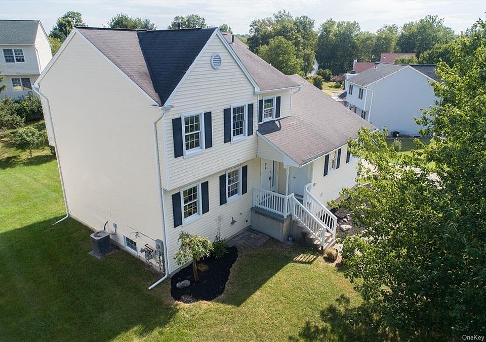 1st image of 3 Watkins Dr