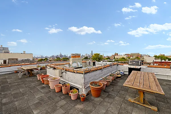 Sold by SERHANT. | media 15