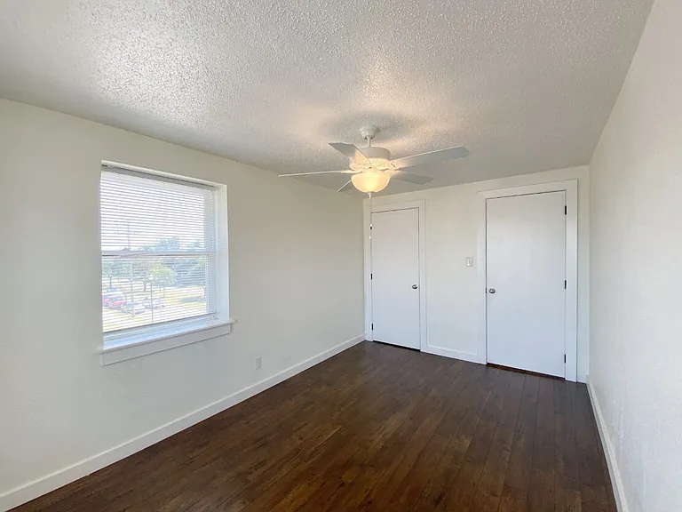 701 Culbertson Dr — Photo 7