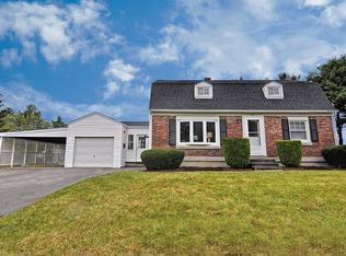 70 Locust St, Oxford, MA 01540