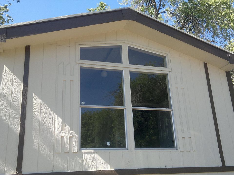 Lackland Mobile Home Community Lot 506