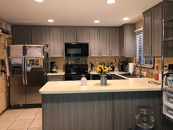 3rd image of 3938 E Hillery Dr