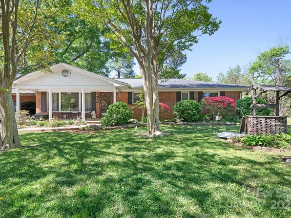 3265 W Innes St, Salisbury, NC 28144