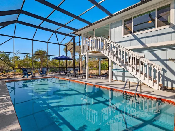 589 Rabbit Rd, Sanibel, FL 33957