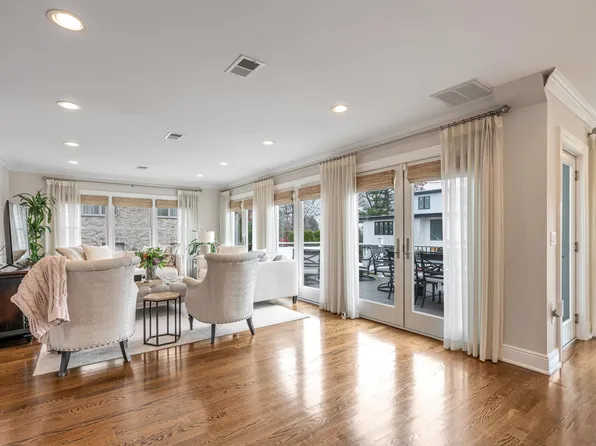 534 Brandon Place image 14 of 44