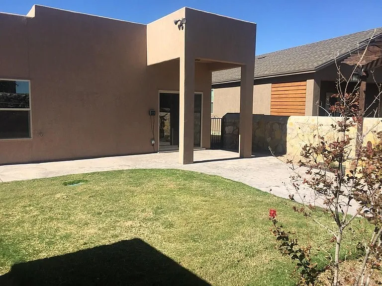 3716 Loma Cortez Dr — Photo 15