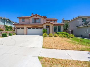 7537 Red Bluff Ln, Fontana, CA 92336