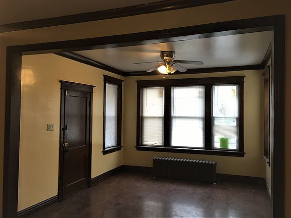 4th image of 2234 S 61st Ct