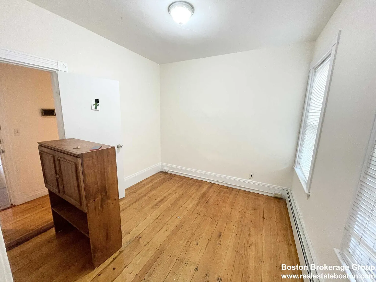 4 bed, 1.5 bath, $6,000 — Photo 4