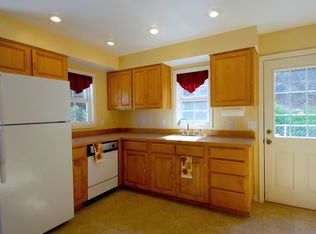 532 Riverside Dr, Klamath Falls, OR 97601