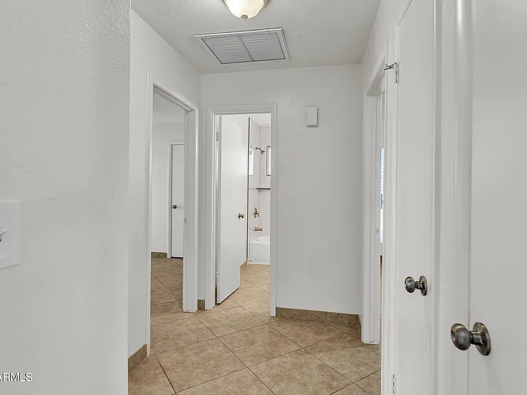 8834 W Purdue Ave — Photo 15