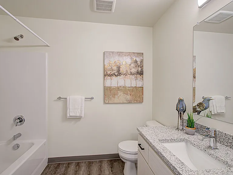 Country Living with Modern Flair: Wake up to the sounds of nature, Live Minutes from Everything — Photo 27